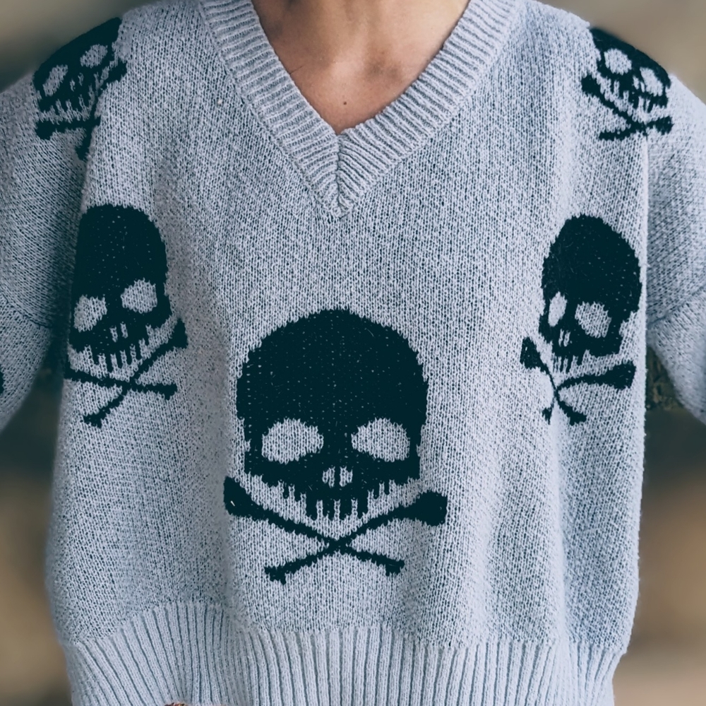 Skull sweater